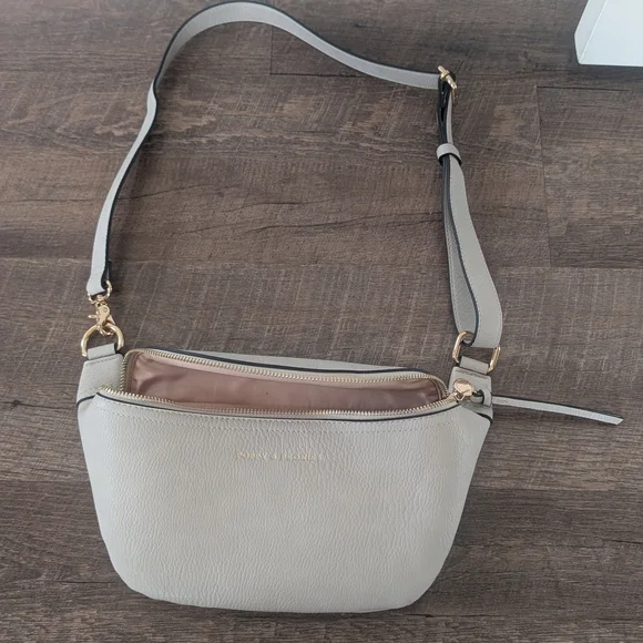 Sidekick-Poppy & Peonies Gray Crossbody Bag - Picture 3 of 8